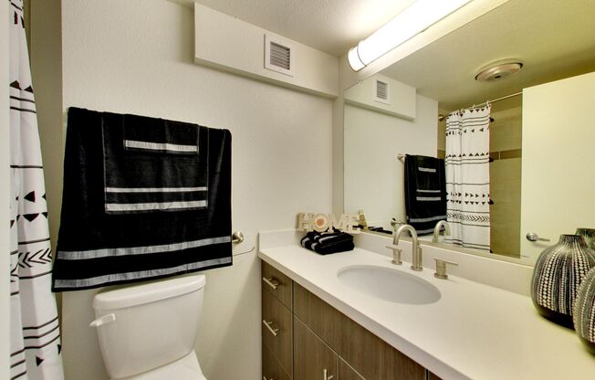 1 bed, 1 bath, 650 sqft, $2,718, Unit 202