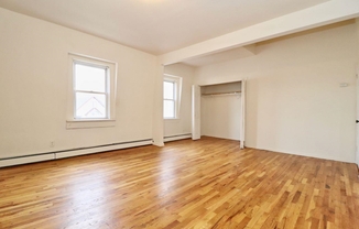 209 OGDEN AVE