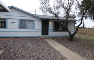 5349 E Arbor Cir