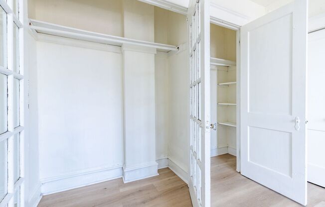 Studio, 1 bath, 375 sqft, $1,050, Unit C7