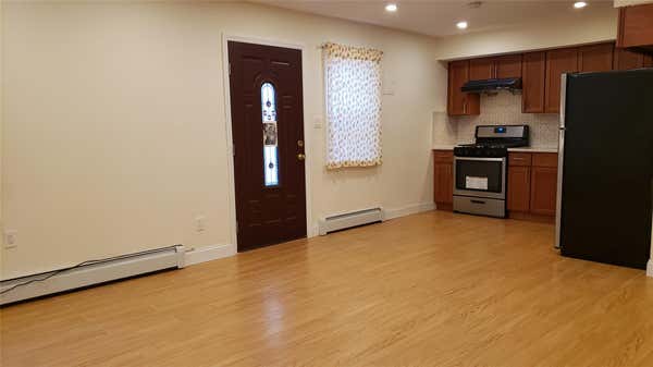 40 30 247 ST