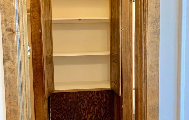 Studio, 1 bath, 300 sqft, $1,695, Unit 530-606