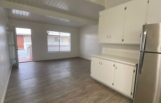 2 beds, 1 bath, 800 sqft, $1,650, Unit 529G