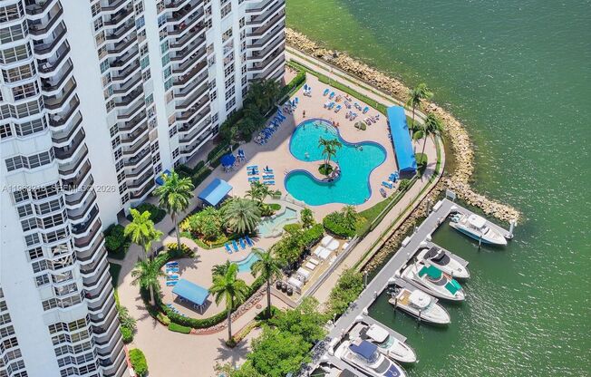 3530 MYSTIC POINTE DR #1406 AVENTURA, FL 33180
