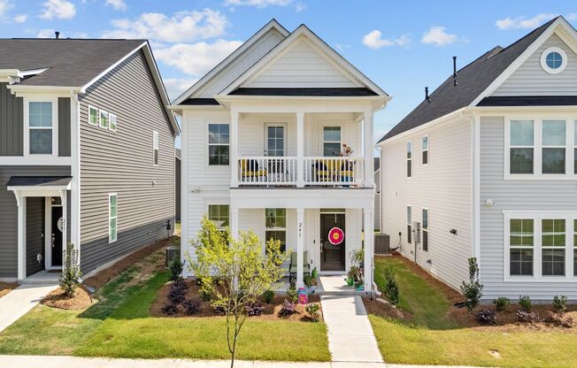 Stunning 3BR Home with Spacious Open Layout, Community Pool & Playground