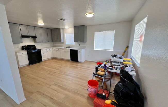 B- 6-Unit  9532-9536 1/2 Cedar Street.