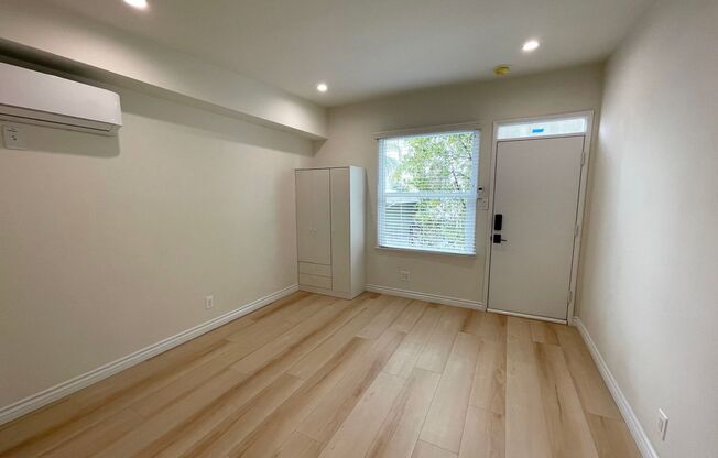 Studio, 1 bath, 230 sqft, $1,550, Unit 0107-66