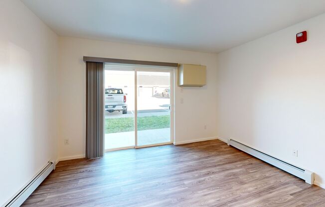 1 bed, 1 bath, 592 sqft, $1,199, Unit 1242-08