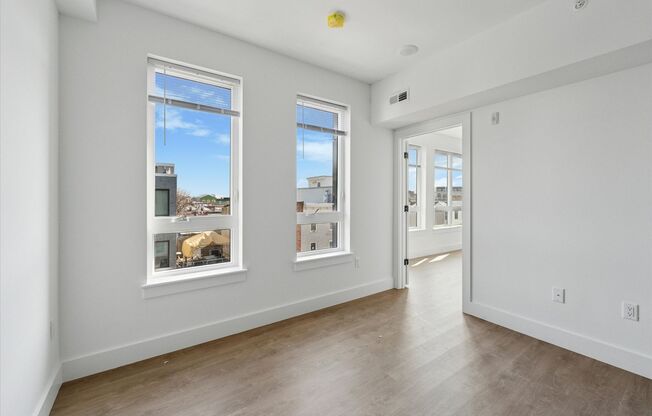 1 bed, 1 bath, 700 sqft, $1,203, Unit 201