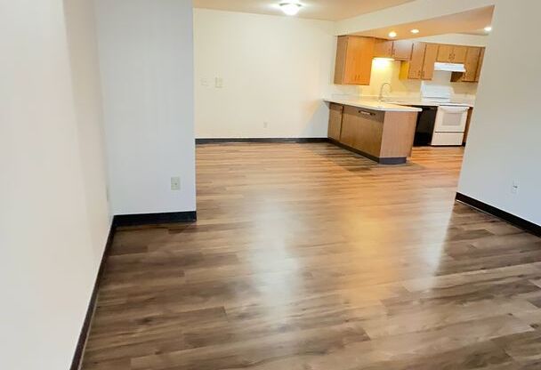 2 beds, 1 bath, 910 sqft, $969.99, Unit 1780-Q303