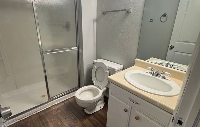 3 beds, 2 baths, $1,745, Unit # 7