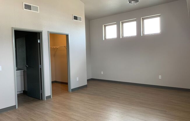 1 bed, 1.5 baths, 1,316 sqft, $1,760, Unit 312