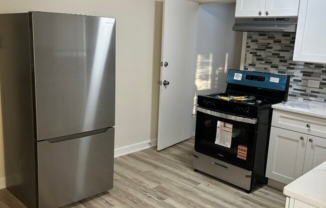 14605 DES PLAINES