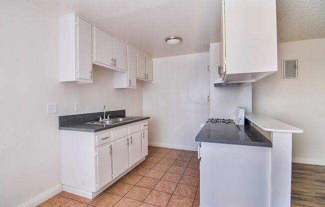 1 bed, 1 bath, $1,650, Unit 06