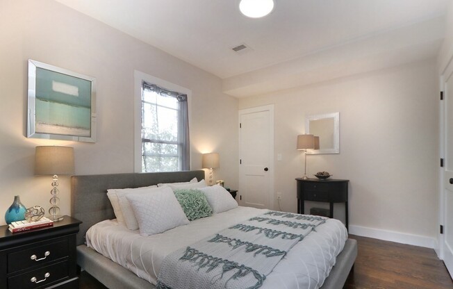127 PLEASANT ST