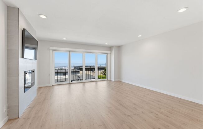 32 PEREGO TERRACE