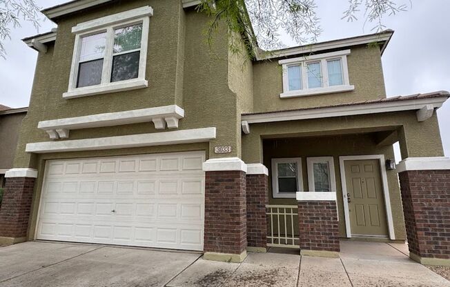 Stylish 3-Bed Home with Loft & Low-Maintenance Backyard in Phoenix