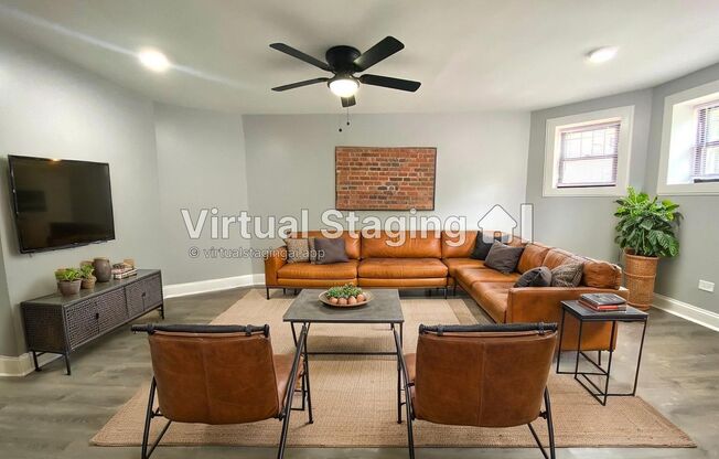 906 Montrose