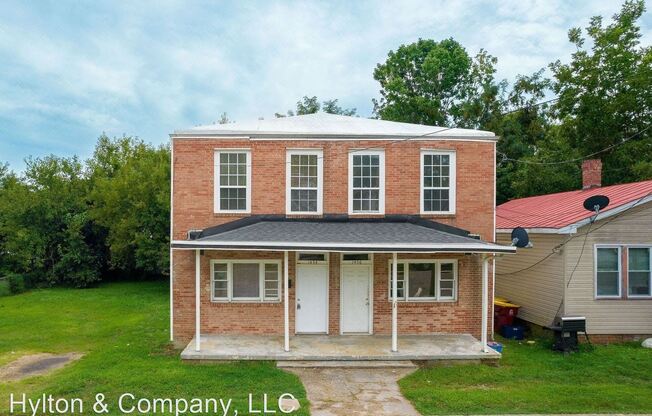 1454/1456 Ferndale Ave