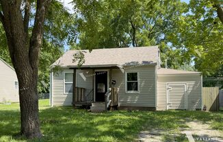 Small 2 Bedroom, 1 Bathroom Home