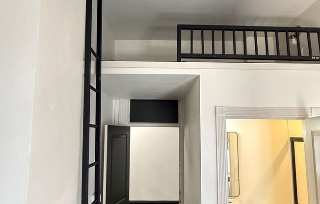 Studio, 1 bath, 166 sqft, $1,500, Unit 317