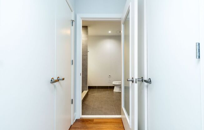 1 bed, 1 bath, 764 sqft, $1,743, Unit GL-15