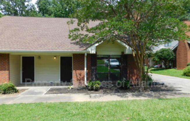 502 PLYMOUTH LN