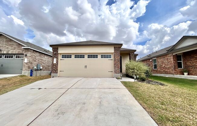 3 BR / 2 BA Home for Rent in Hutto