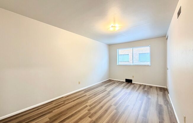 1 bed, 1 bath, 800 sqft, $925, Unit 4101-1G