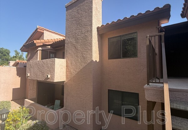 1075 E Chandler Blvd