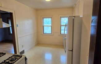 2 beds, 1 bath, $875