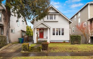 Charming 3 bedroom 2 bath in North Portland