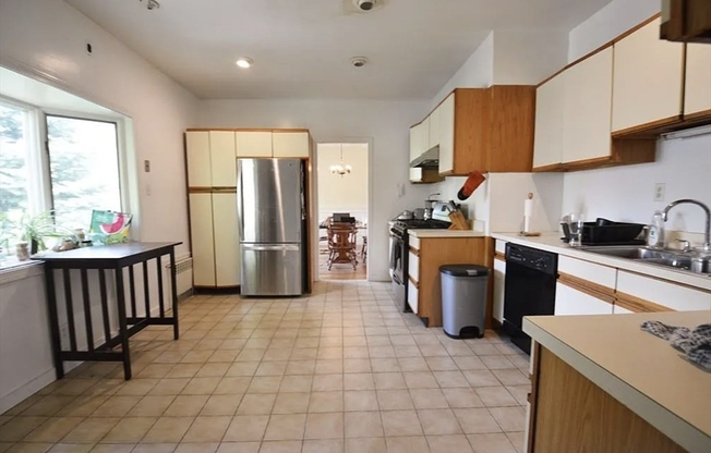 244 Winchester St
