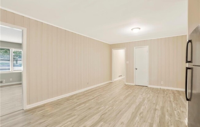 1372 LAVERTE CIR SW