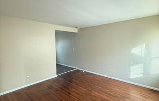 1 bed, 1 bath, $1,895, Unit 1828 B