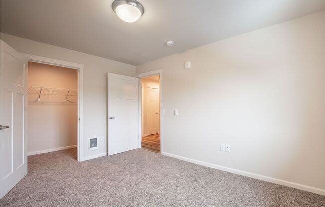 2 beds, 1 bath, 928 sqft, $1,850, Unit A-105