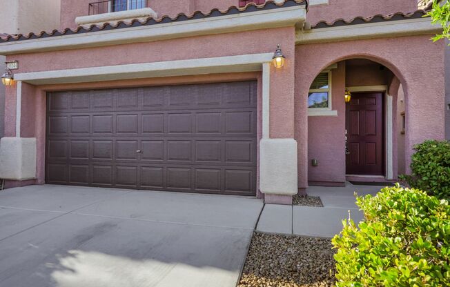 Gorgeous Home Directly Across From Summerlin