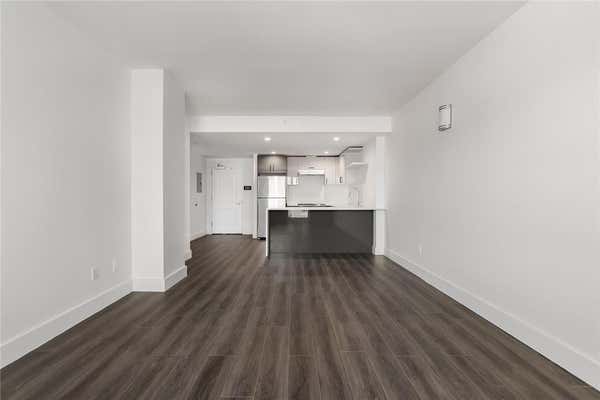 2 beds, 2 baths, 1,012 sqft, $3,139, Unit 1D