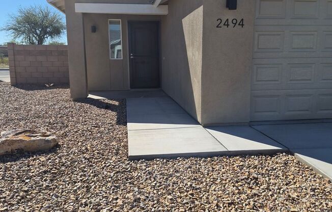 3 beds, 2 baths, 1,537 sqft, $1,995, Unit Pantano Vista 2494