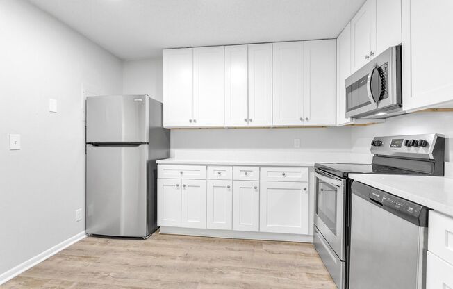 1 bed, 1 bath, 650 sqft, $1,299, Unit 2370-4