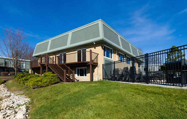 Lush Green Outdoor Spaces at Foxboro Apartments, Wheeling, 60090