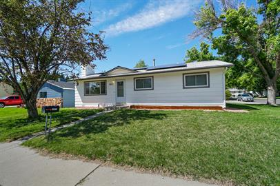 2420 WALNUT AVE