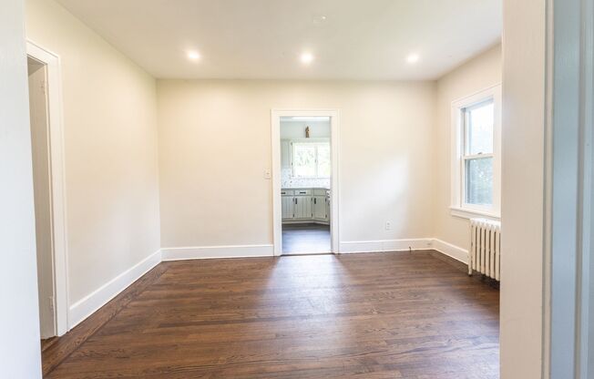 Spacious 3-bedroom, 2-bathroom (Full House - Rental)