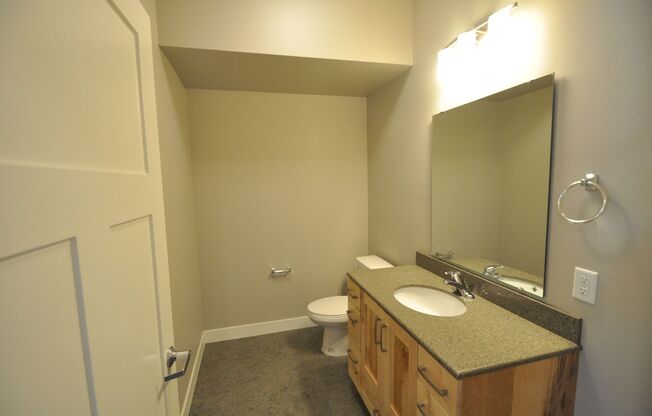 2 beds, 2.5 baths, $2,195, Unit 315
