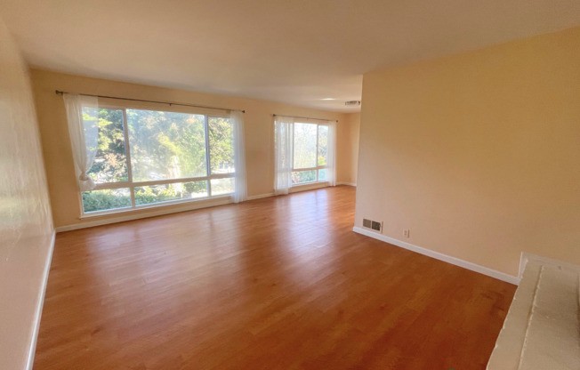 Large 3 Bedroom, 2 Bathroom in Daly City