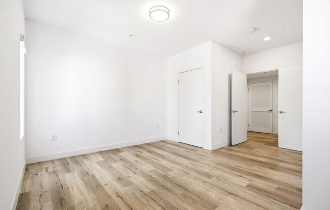 2 beds, 2 baths, 1,037 sqft, $2,950, Unit 401
