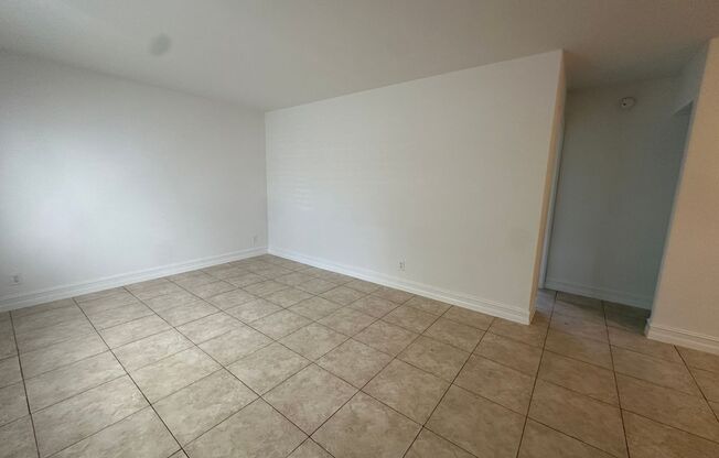 1 bed, 1 bath, 600 sqft, $1,525