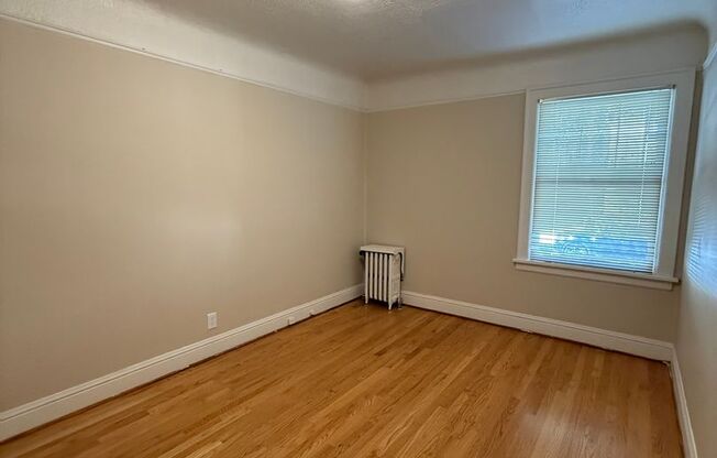 1 bed, 1 bath, 774 sqft, $1,525, Unit 201