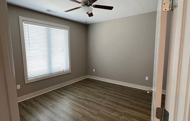 1 bed, 1 bath, 798 sqft, $905, Unit 101