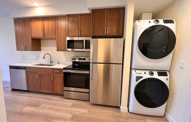 Studio, 1 bath, 448 sqft, $1,400, Unit A208